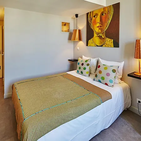 Chambres D'hotes Les Seraphines Couette-café *