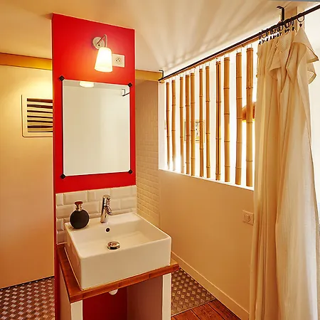 Alojamento de Acomodação e Pequeno-almoço Chambres D'hotes Les Seraphines *